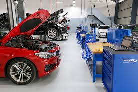Saya diamkan agak lama dengan maksud mau melihat bagaimana reaksi mami. Munich Precision Pusat Servis Kenderaan Continental Baharu Dibuka Di Petaling Jaya Careta