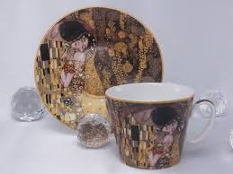 ➤ Gustav Klimt The Kiss Coffee Cup Set in Gift Box | Coffee cup set, Gustav  klimt, Brown coffee cups