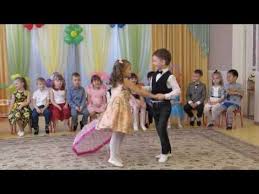 песни к 8 марта для детей 3 4 лет Shutochnyj Tanec K 8 Marta A Ty Menya Lyubish Dlya Detej 5 6 Let Youtube Tanec Tancevalnaya Horeografiya Deti Tancuyut