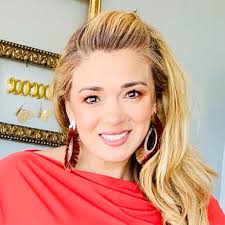 Case in Point: Complete Case Interview Preparation, Fourth Edition : Marc  P. Cosentino: Amazon.co.uk: Books