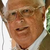 Kenneth Endicott's Instagram, Twitter & Facebook