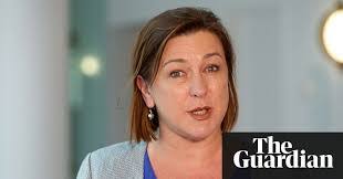 Lenore Taylor's Instagram, Twitter & Facebook