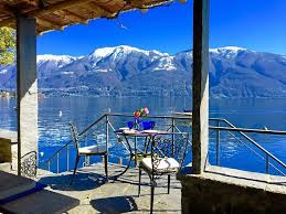 Tessin · 62 m² · chf 5'000/m² · 2 zimmer · 1 bad · wohnung. Casafile Ferienwohnungen Tessin 1 Zimmer Kleines Badehaus Mit Bootsanlegestelle Via Moscia Ascona Via Moscia 49 6612 Ascona