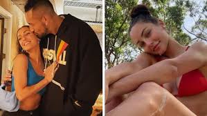 Nick kyrgios' girlfriend chiara passari has sparked rumours their relationship is over after she posted a series of messages where the tennis star appeared to break up with her. Pwcyr Slpefjbm