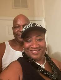 DL Hughley and wife LaDonna have been married for 38yrs🥂❤️