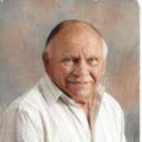 Harriet Yoder's Instagram, Twitter & Facebook