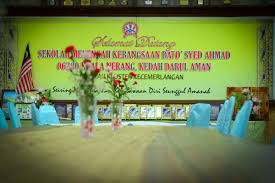 Maybe you would like to learn more about one of these? Sekolah Menengah Kebangsaan Datuk Haji Ahmad Badawi Lawatan Ke Smk Syed Ahmad 120818