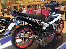 Lc135 modified v2.v3.v4.v5.6 tercantik di malaysia. Yamaha Lc135 V4 Rear Spoiler With Ch Motorcycle Store Facebook