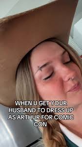 Arthur and Arthurs Girl Friend Costume