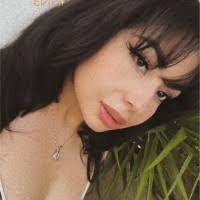 Jeanette Quintero's Instagram, Twitter & Facebook