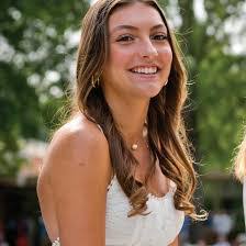 Laura Yancey's Instagram, Twitter & Facebook