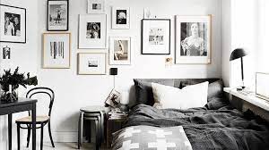 Karena pada desain kamar monokrom yang telah rumahterkini tampilkan untuk anda, merupakan gagasan dari berbagai perancang arsitek terkemuka. 5 Inspirasi Desain Kamar Tidur Monokrom Modern
