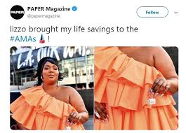 Celebrities often go big with their red carpet fashion, but lizzo decided to go very, very tiny on the red carpet at the american music awards.the truth hur. Lizzo Jacquemus Bag Off 59