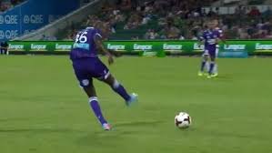 No doubt moving down under for the great weather, sandy beaches and online casinos in australia. L Enorme Boulette De William Gallas Avec Perth Glory En Australie