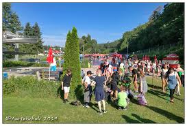 Voraussetzung für den zutritt zum waldschwimmbad ist eine gültige eintrittskarte, die ausschließlich am. Schwimmbadfest 2019 Aartalschule
