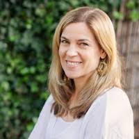 Anna Mckay's Instagram, Twitter & Facebook