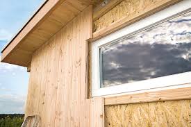 Auch der holzschutz am selbst gebauten. Gartenhaus Selber Bauen Die Fassade Wird Verkleidet Selbermachen De