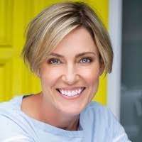 Joanna Kirkpatrick's Instagram, Twitter & Facebook