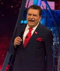 Llegó a ser popular en chile y en gran parte de latinoamérica gracias a su programa de variedades. Don Francisco Wikipedia La Enciclopedia Libre