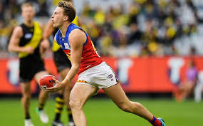 The most important afl players, according to hotness. Afl Players Q A With Alex Witherden