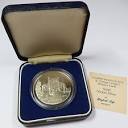 UK UNITED KINGDOM - St. George's Chapel Windsor Castle Coin w Box ...