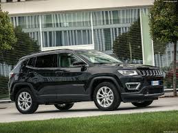 Exterior color selection is an important part of buying a new or used vehicle. Jeep Compass 4xe 2021 Pictures Information Specs