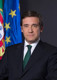 E é bom que o façam e se espalhe bem por todos os vossos contactos pois tanto falavam do cv do outro, etc. Pedro Passos Coelho Psd