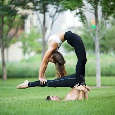 Pin By Aristoteles L On Acro Duo Acro Yoga Poses Yoga Poses Advanced Couples Yoga