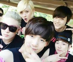 Nu'est (@NuestLoves2012)