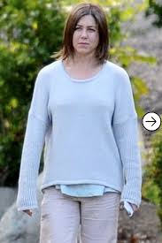 Als rachel in der erfolgsserie friends wurde jennifer aniston mitte der neunziger jahre weltberühmt und besonders ihr haarstyling zum kult. 10 Photos Of Jennifer Aniston Without Makeup Jennifer Aniston Without Makeup Celebs Without Makeup Jennifer Aniston