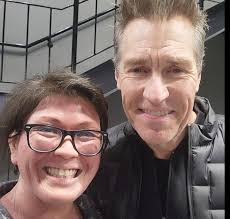 Supporting a player in a game