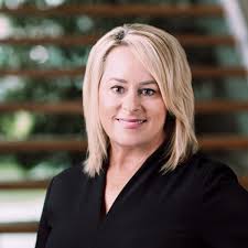 Cindy Mowery's Instagram, Twitter & Facebook