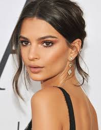 Bestformalmakeup Formalmakeup Formalmakeupideas Makeup Makeup Updo For Fancy Occasion Upd Idee Maquillage Maquillage Mariage Maquillage De Mariee