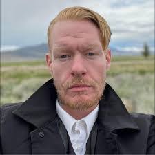 Steve Severino's Instagram, Twitter & Facebook