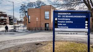 Kan få 28 meter høy betongvegg inntil husveggen: Vg Na Coronaviruset