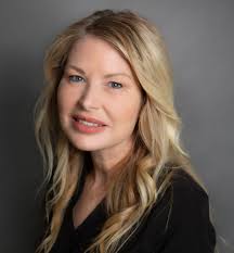 Ashley Reich's Instagram, Twitter & Facebook