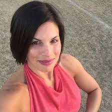 Jami Schmidt's Instagram, Twitter & Facebook