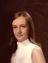 Stephanie Guillot's Instagram, Twitter & Facebook