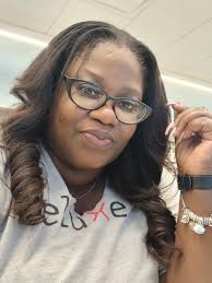 New to the group, hello everyone. I'm from Chicago, where y'all from??