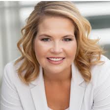 Alright friends!!!! IM BACK!!! I need your alls help though! Facebook is  majorly controlling everyone's feeds so I need you to comment below the  answer to: What state are you from and