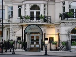 It's approximately an hour's drive from heathrow airport. Fachada Do Baglioni Hotel London Foto Claudia Tonaco Travel3 Picture Of Baglioni Hotel London London Tripadvisor