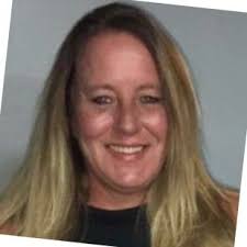 Tara Runion's Instagram, Twitter & Facebook