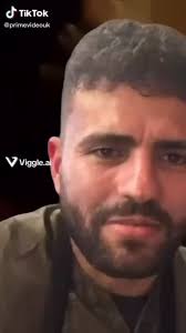 Can @markrober make a perfect stir fry sausce? @nick.digiovanni