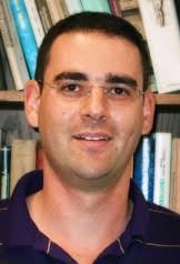 Garcia, Singer receive presidential science awards