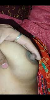 Gelini kayınpederlerini öpüyor ile Anjali bhabhi 00, Anjali bhabhi 00