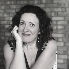 Pep Talk Poetry: a tiny book of pep talks to remind you that you're an  unmitigated badass.: Lloyd, Emily Haines: 9781073499830: Amazon.com: Books