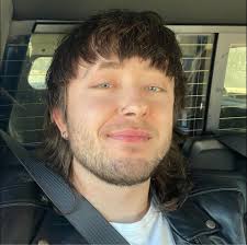 Shawn Gannaway's Instagram, Twitter & Facebook