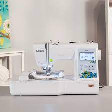 Amazon De Brother Stickmaschine Pe535 Pe535 Weiss