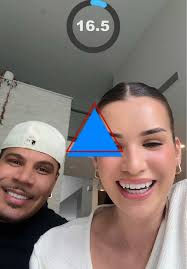 Spamming Geometric Shapes: Who Will Win?