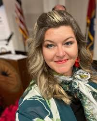 Stacey Isaacs's Instagram, Twitter & Facebook